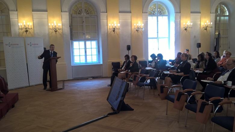 Na konferencii SK PRES prednášal hlavný odborník MZ SR pre kardiológiu G. Kamenský