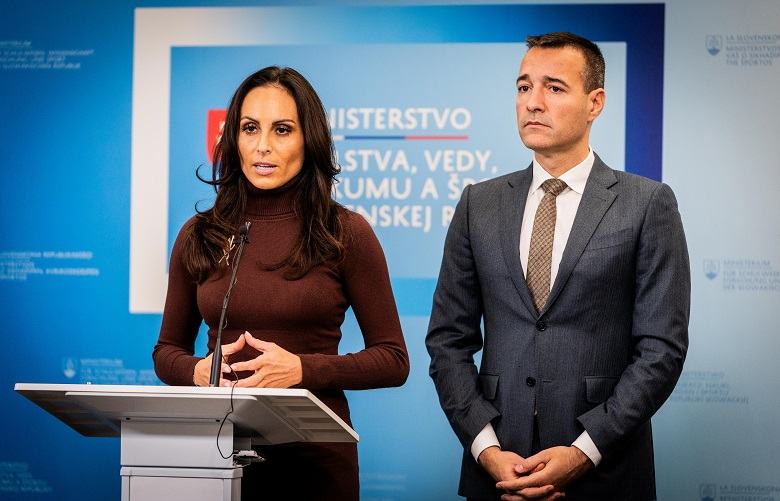 Rezorty zdravotníctva a školstva spolupracujú na stabilizácii zdravotníckeho personálu