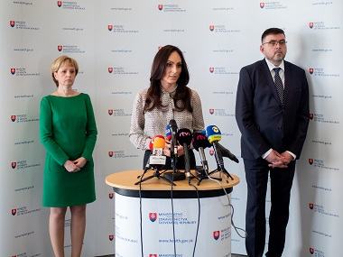 Vedenie MZ SR rokovalo so zástupcami pediatrov a Združenia miest a obcí Slovenska