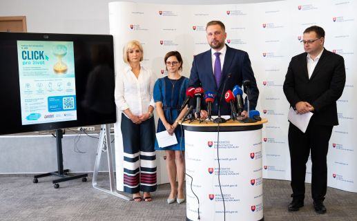 Tlačová konferencia pri príležitosti Svetového dňa transplantácií za účasti ministra zdravotníctva Kamila Šaška