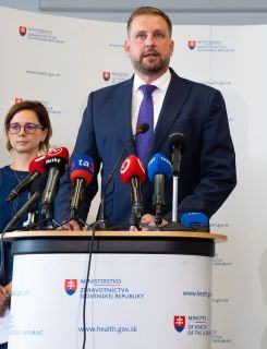 Tlačová konferencia pri príležitosti Svetového dňa transplantácií za účasti ministra zdravotníctva Kamila Šaška