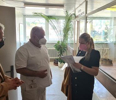 Štátna tajomníčka MZ SR Lenka Dunajová Družkovská na návšteve Kliniky detskej psychiatrie v Národnom ústave detských chorôb v Br