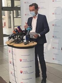 Minister zdravotníctva Marek Krajčí po rokovaní Pandemickej komisie