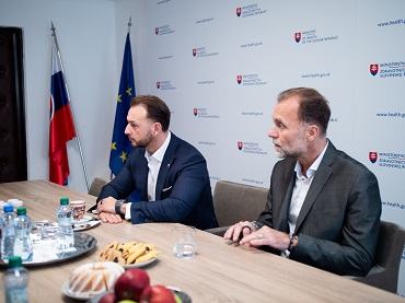 Rokovanie ministrov zdravotníctva a vnútra s vedením UNB a UNSM o Gastroenterologickej klinike